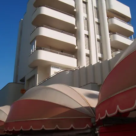 Apartment A 50m De La Playa Con Wi-fi Y Terraza, 2 Dormitorios, 6 Pers. - Es-204-26 Roses
