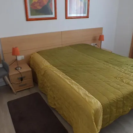 A 50m De La Playa Con Wi-fi Y Terraza, 2 Dormitorios, 6 Pers. - Es-204-26 Apartment *